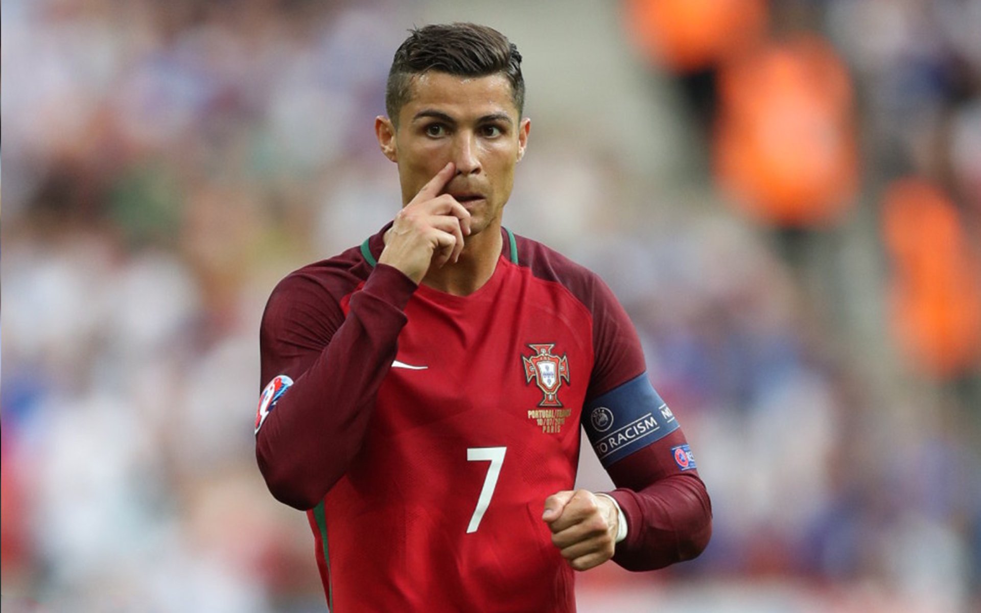 英超焦点战，比分3-2，绝杀球由前锋艾伦打入，控球率65%，射门次数21次